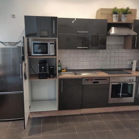 Ferienwohnung Mit Herz Fuer Tiere Kaufbeuren Bagian luar foto