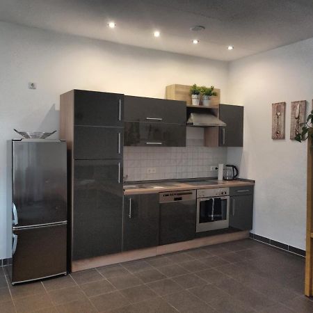 Ferienwohnung Mit Herz Fuer Tiere Kaufbeuren Bagian luar foto